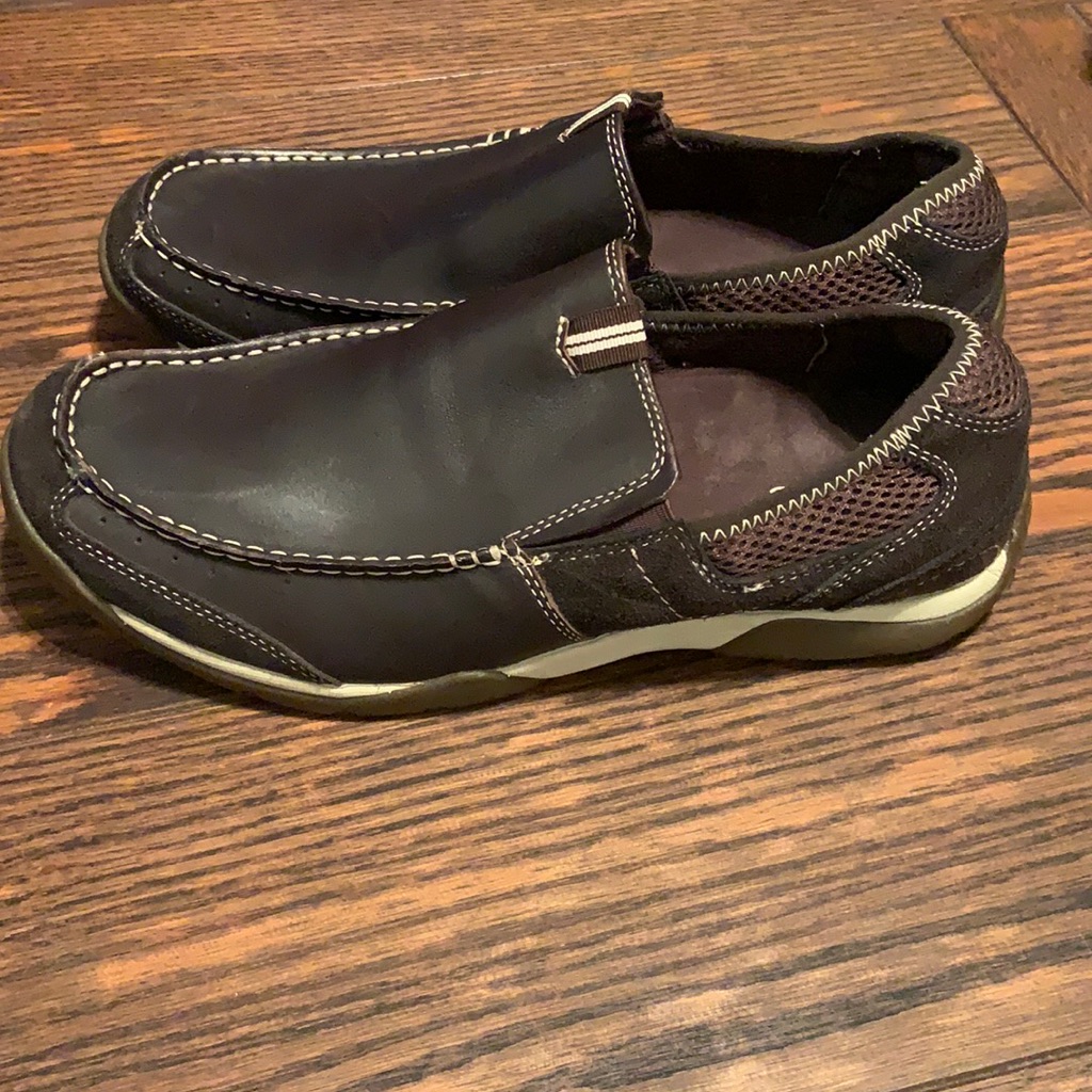 Vionic Slip Ons.